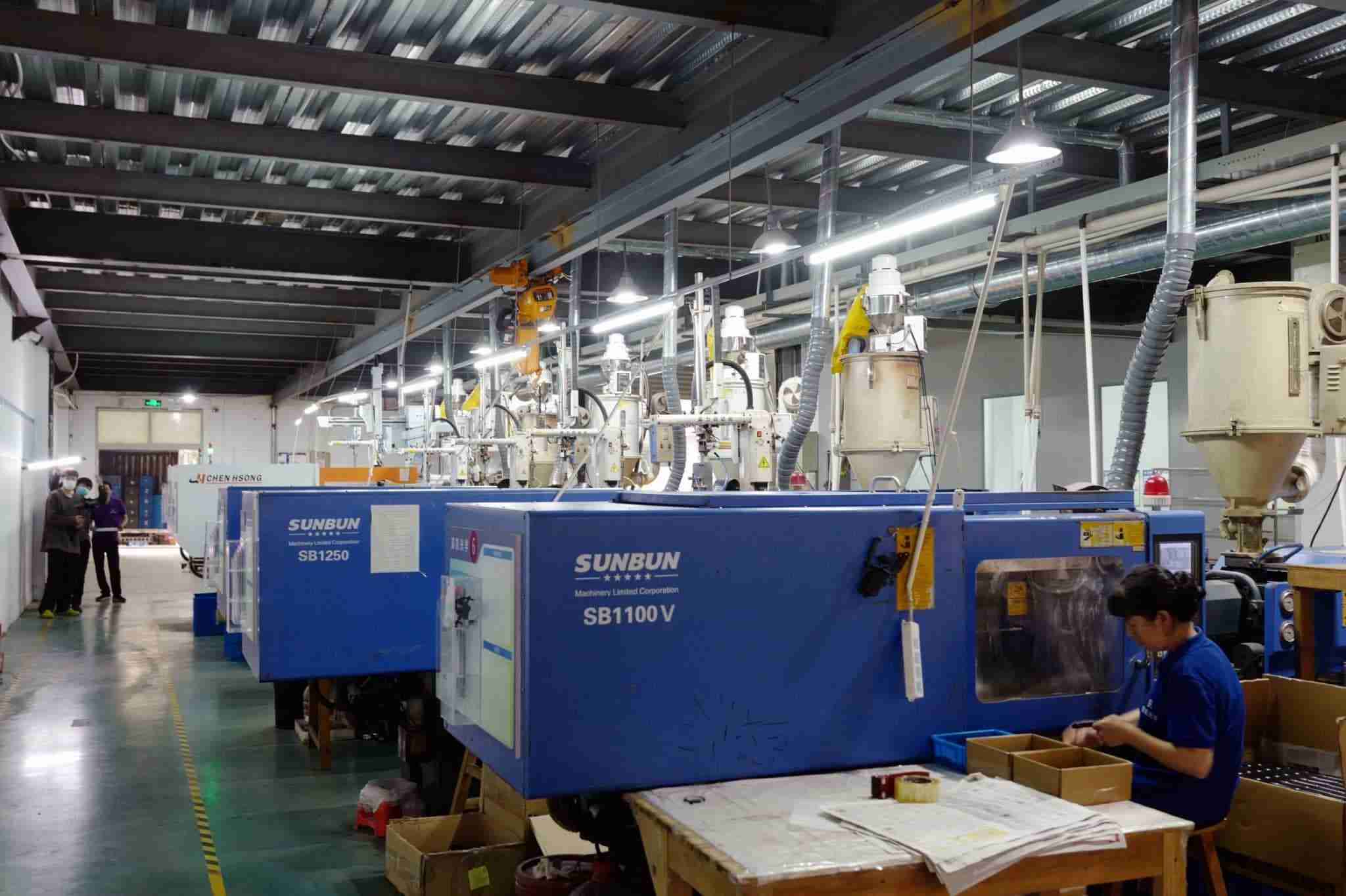 Injection molding workshop scaled